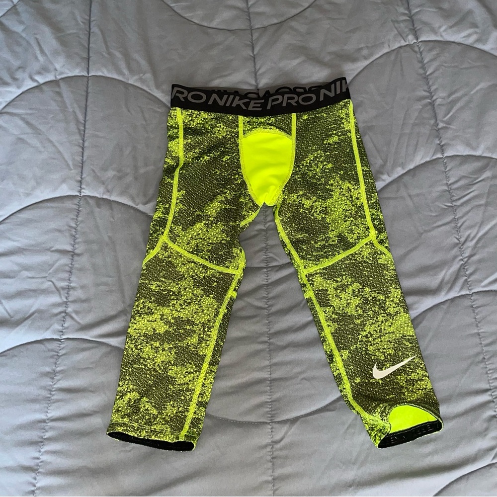 NWOT big boy nike 3/4 legging